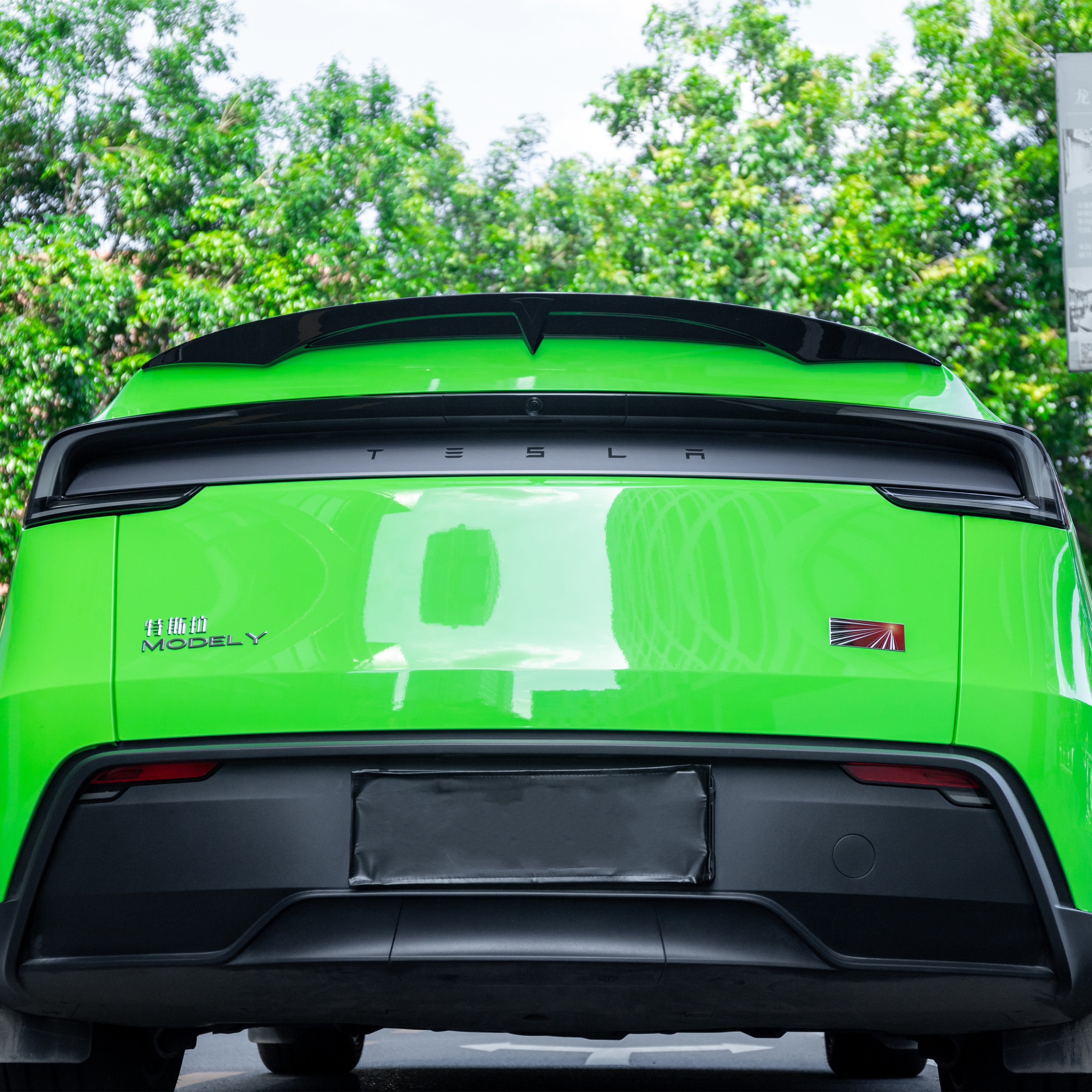Sport Style ABS Plastic Rear Spoiler Wing for Model Y 2020-2026 product image